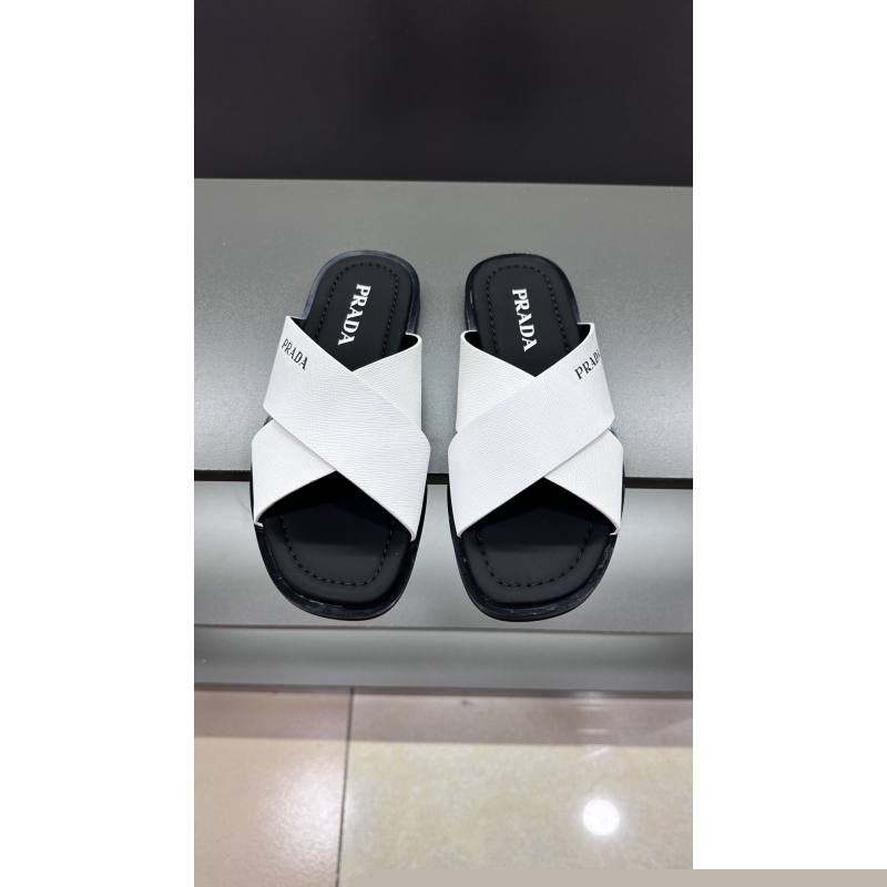 Pra*a slippers